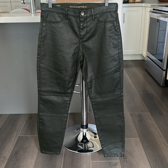 Banana Republic Dark Green Faux Leather Skinny Pants Size 29 - Picture 13 of 15